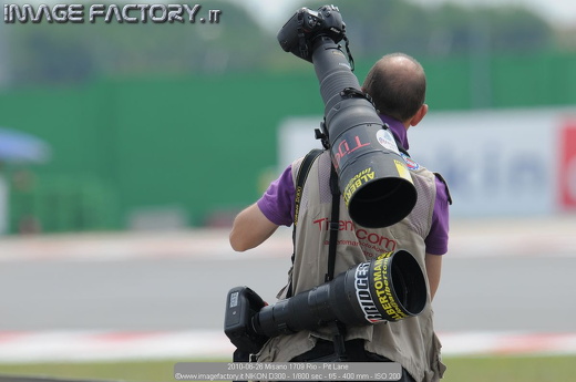 2010-06-26 Misano 1709 Rio - Pit Lane